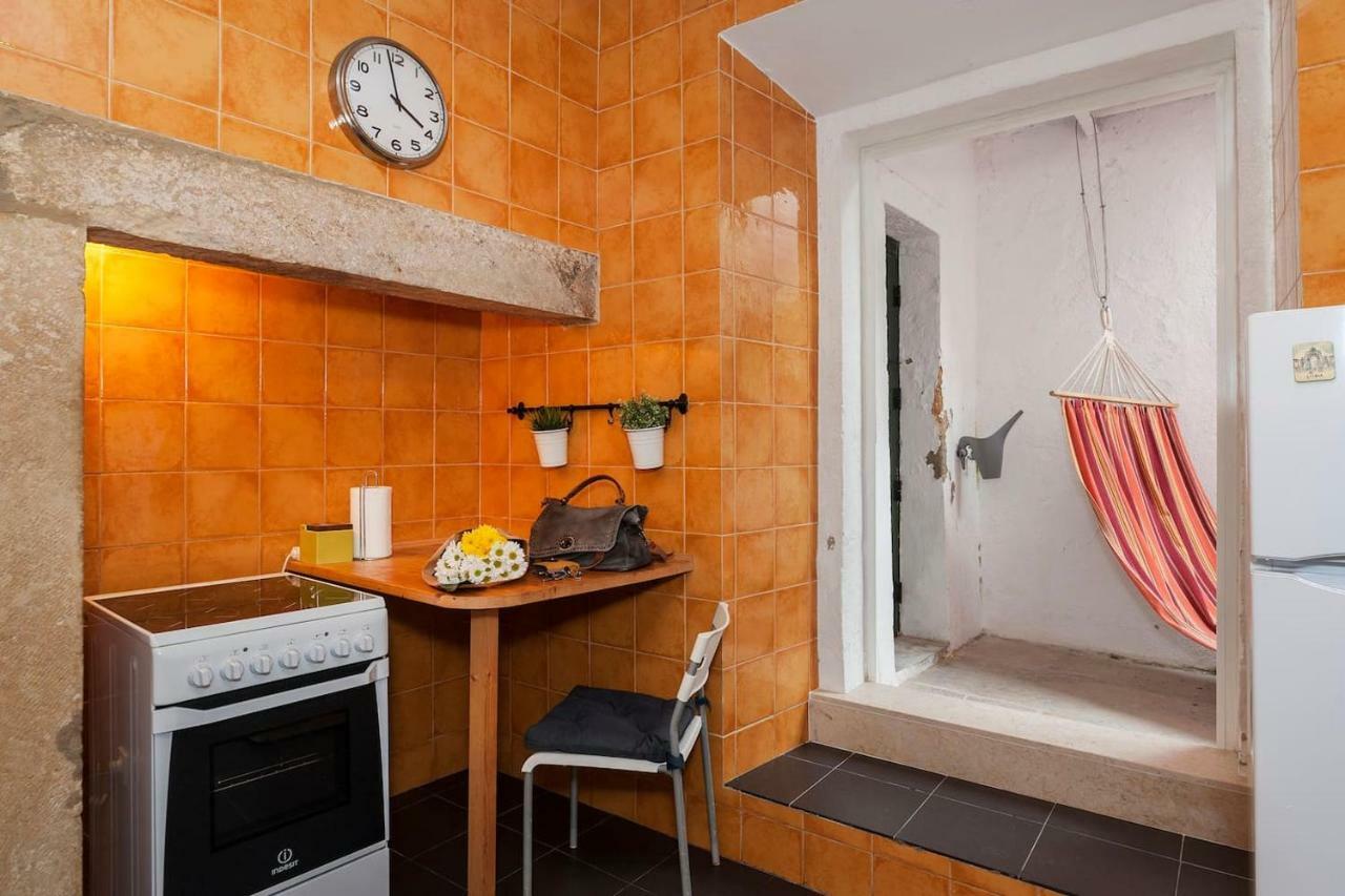 2 Bedroom Apartment With Patio Next To Avenida Da Liberdade Lisboa Kültér fotó