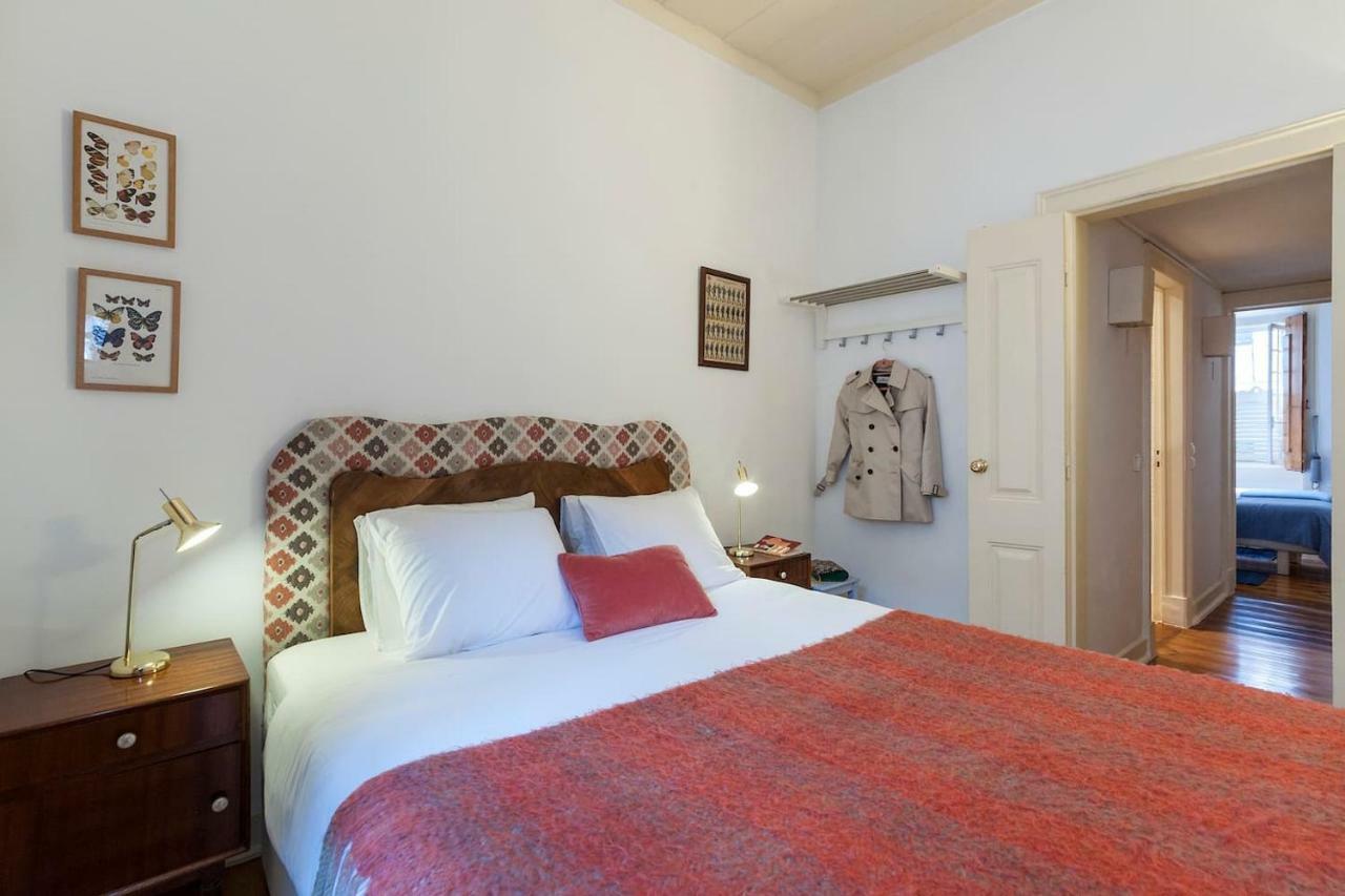 2 Bedroom Apartment With Patio Next To Avenida Da Liberdade Lisboa Kültér fotó