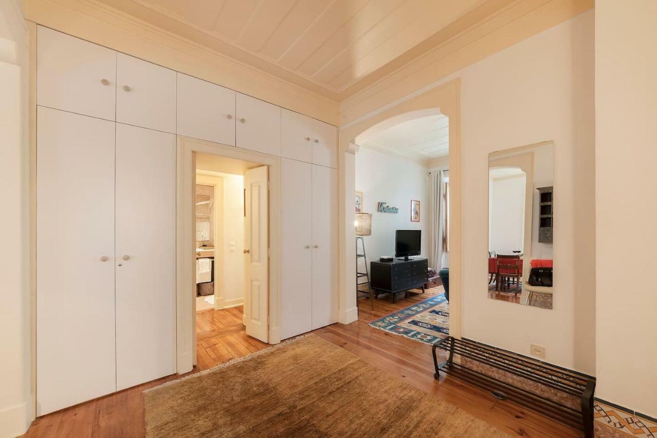 2 Bedroom Apartment With Patio Next To Avenida Da Liberdade Lisboa Kültér fotó