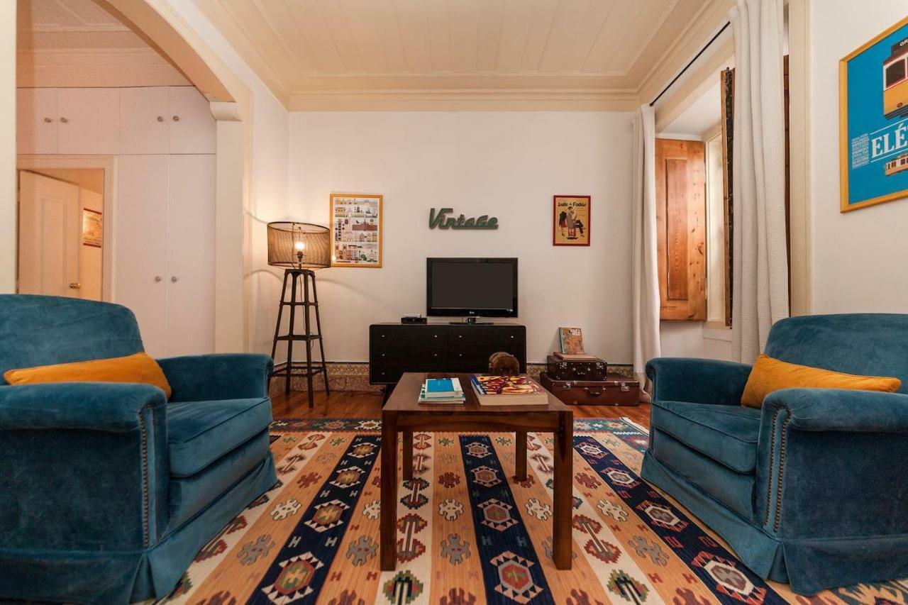 2 Bedroom Apartment With Patio Next To Avenida Da Liberdade Lisboa Kültér fotó