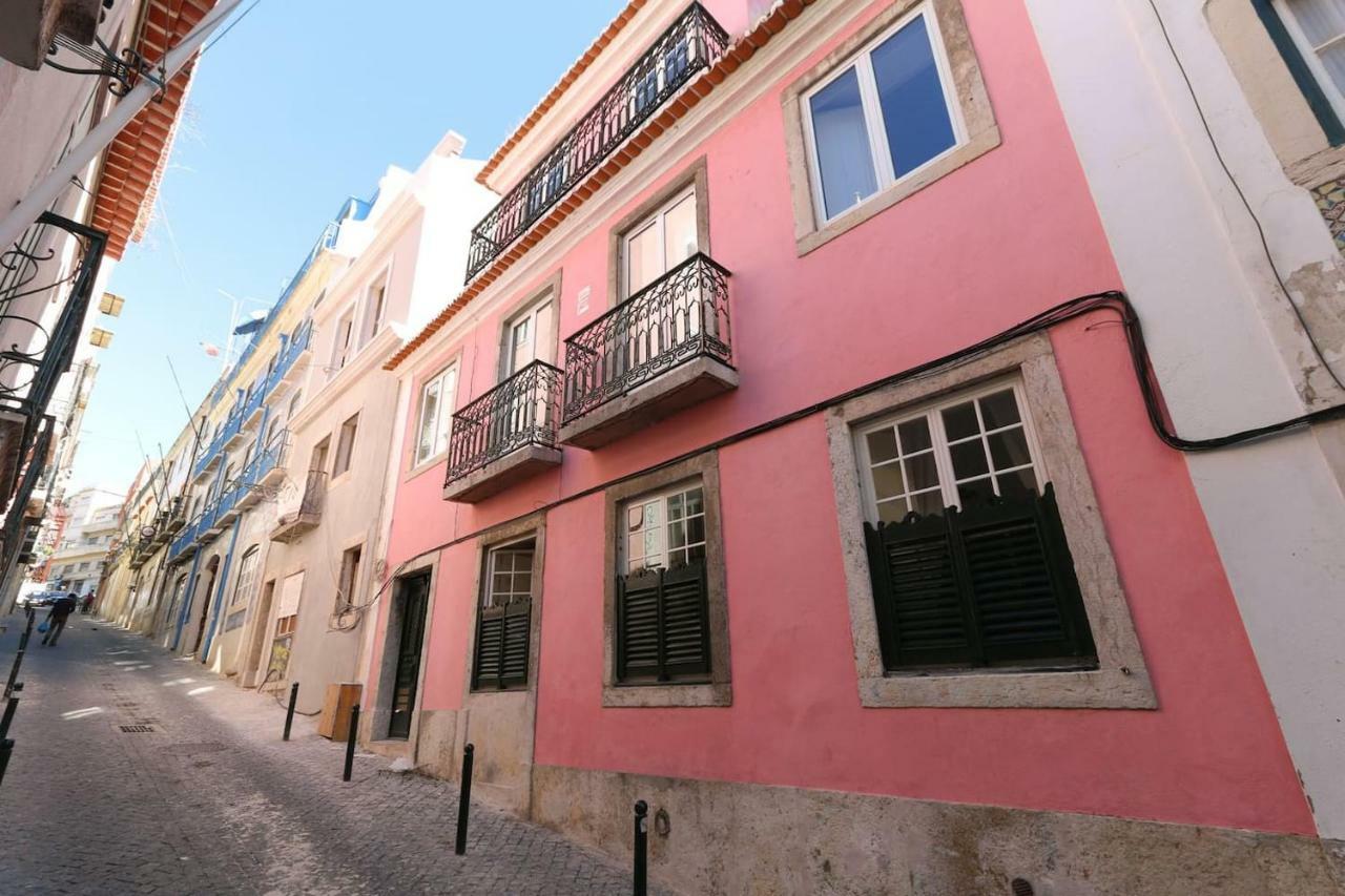 2 Bedroom Apartment With Patio Next To Avenida Da Liberdade Lisboa Kültér fotó