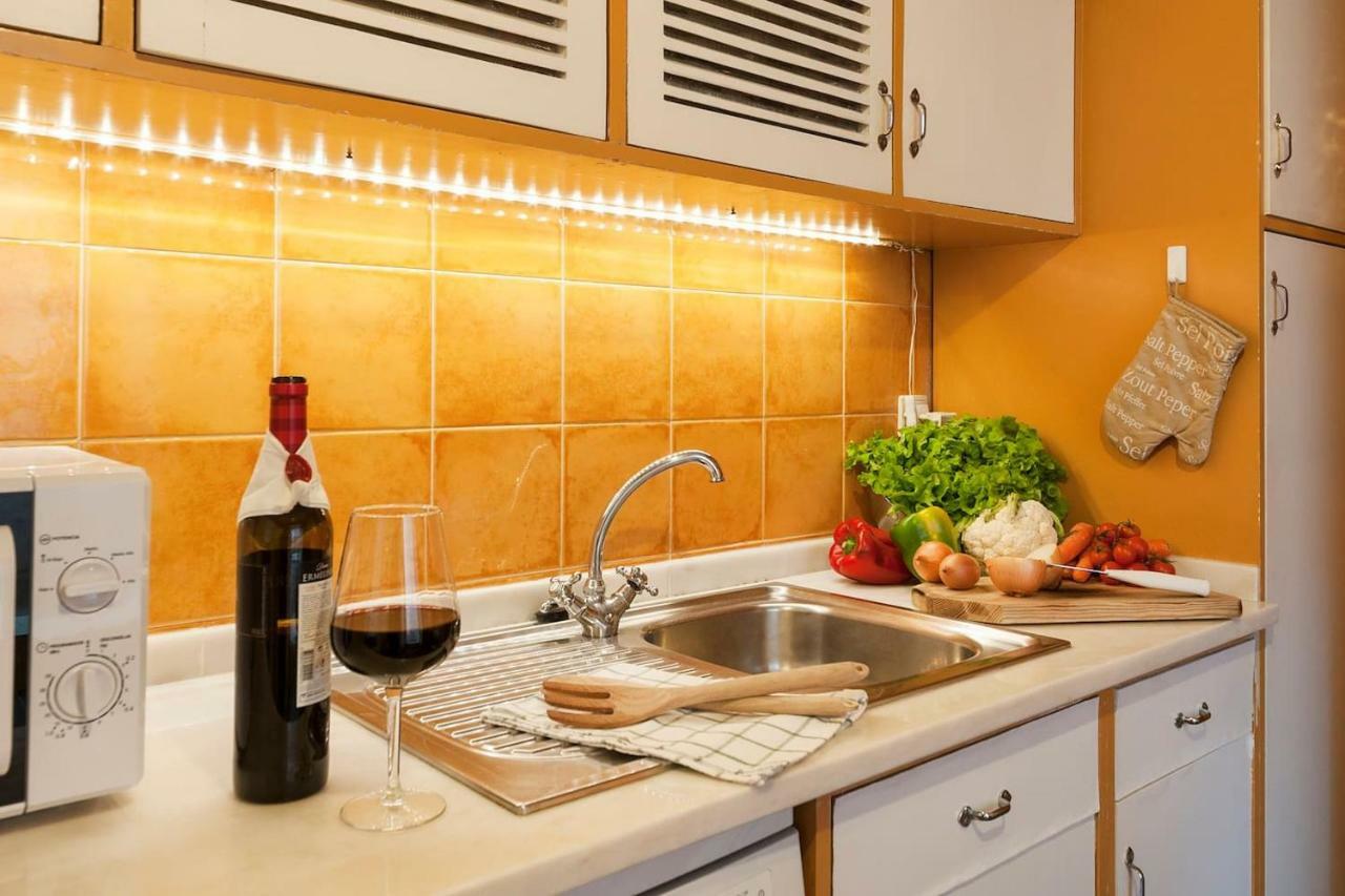 2 Bedroom Apartment With Patio Next To Avenida Da Liberdade Lisboa Kültér fotó